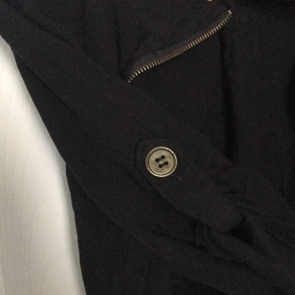 Black Jacket - Picture 2 of 3